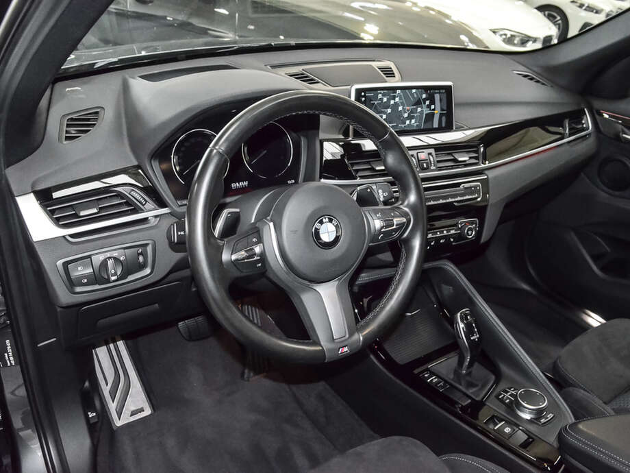 BMW X1 (Bild 8/18)
