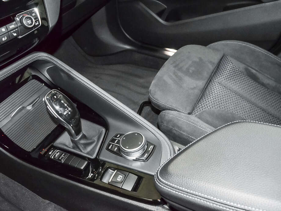 BMW X1 (Bild 12/18)
