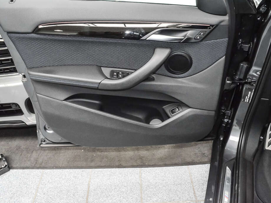 BMW X1 (Bild 16/18)