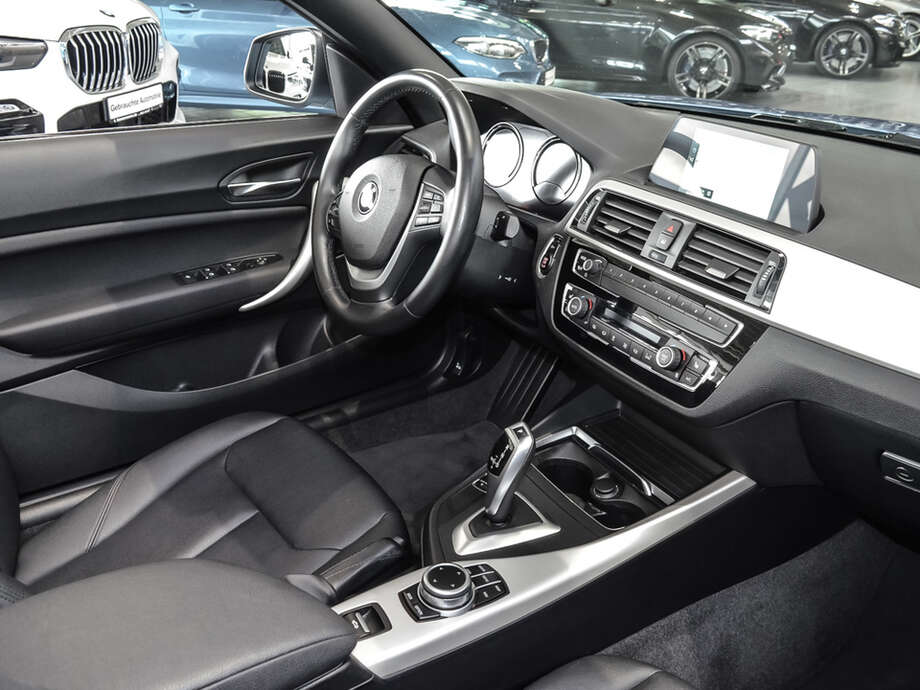 BMW 218i (Bild 7/15)