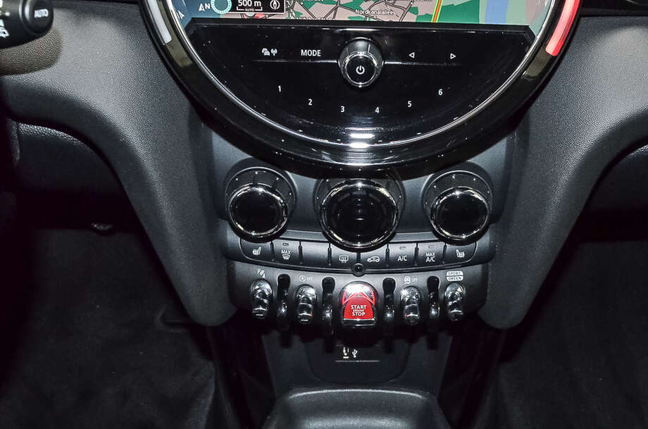 MINI Cooper (Bild 12/18)