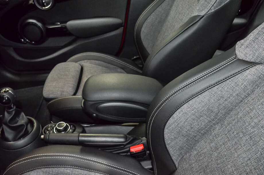 MINI Cooper (Bild 14/18)