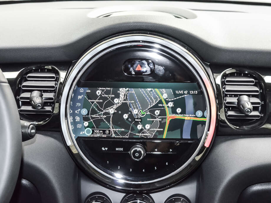 MINI Cooper (Bild 11/17)