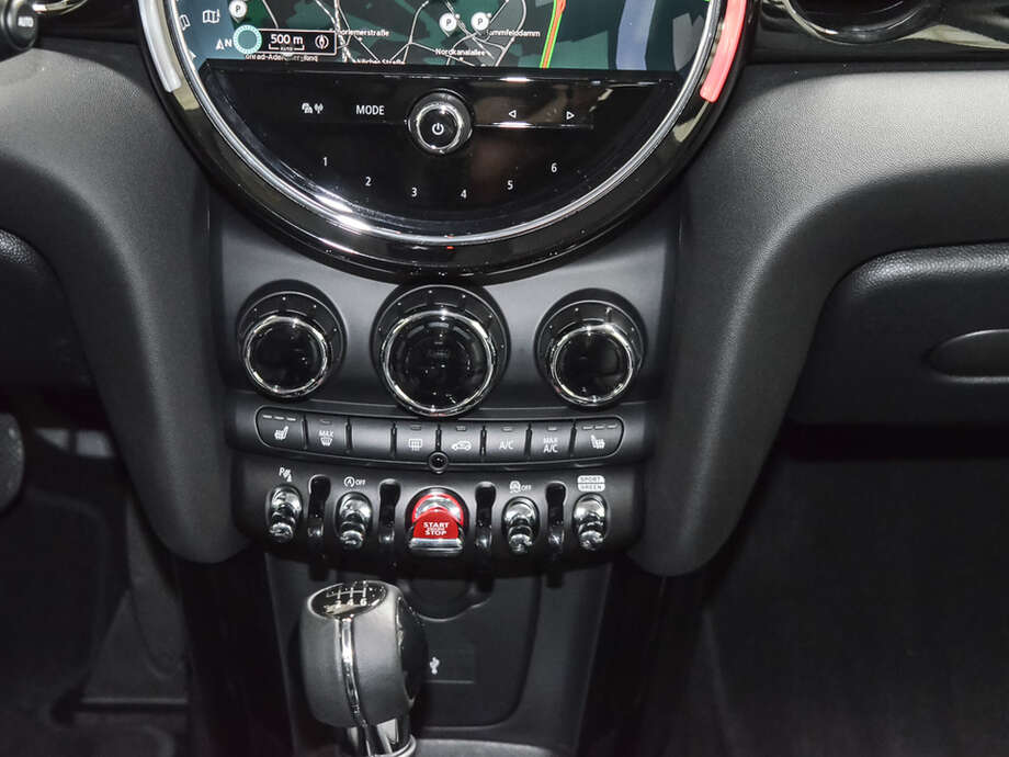 MINI Cooper (Bild 12/17)
