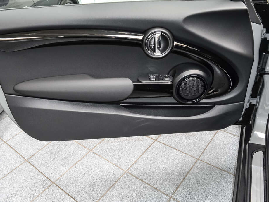 MINI Cooper (Bild 17/17)