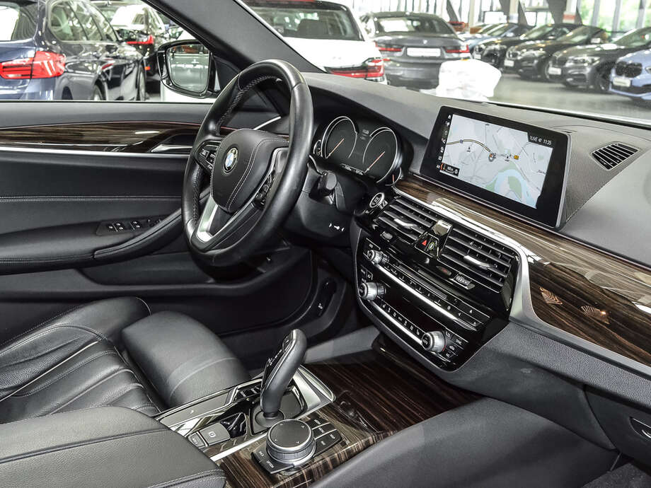 BMW 540d xDrive (Bild 7/18)