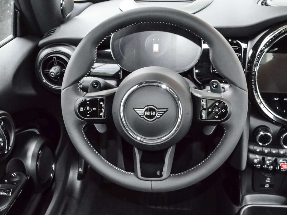 MINI Cooper S (Bild 7/17)