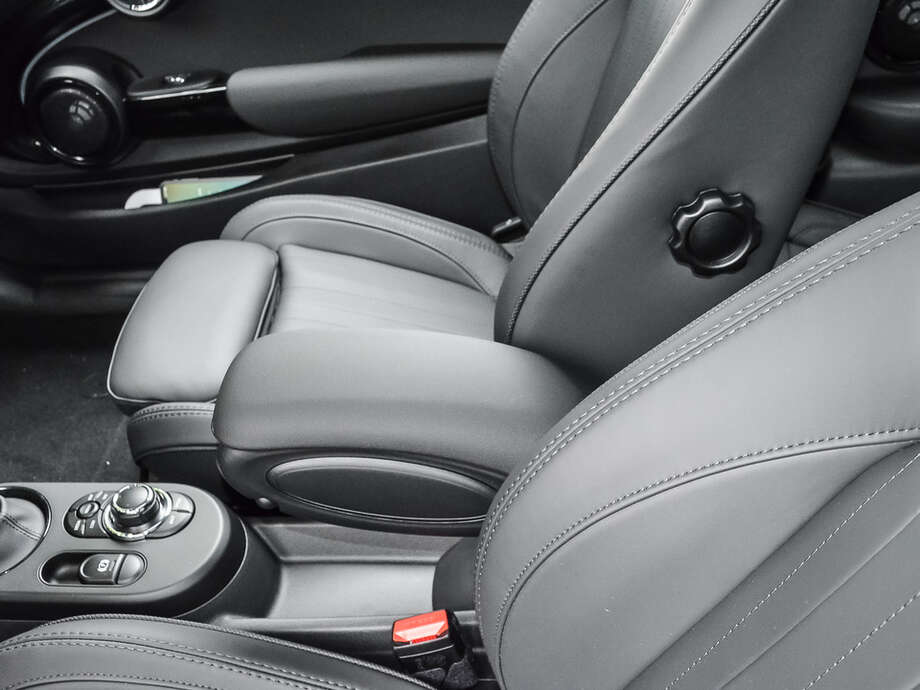 MINI Cooper S (Bild 10/17)