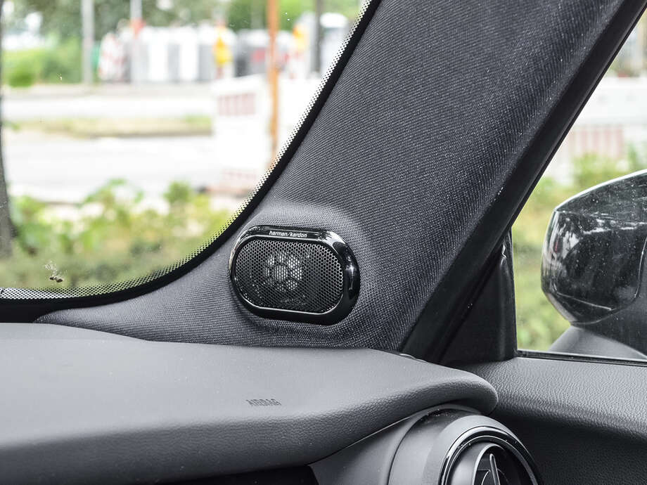 MINI Cooper S (Bild 11/17)