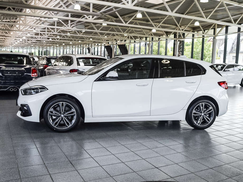 BMW 118i (Bild 5/18)