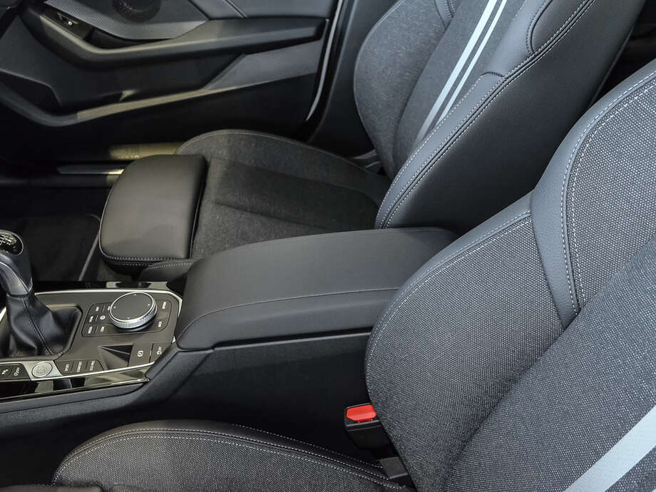 BMW 118i (Bild 14/18)