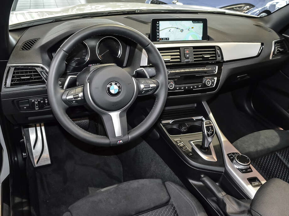 BMW M240i (Bild 8/18)