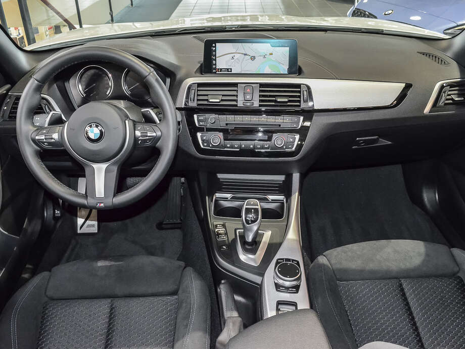 BMW M240i (Bild 9/18)