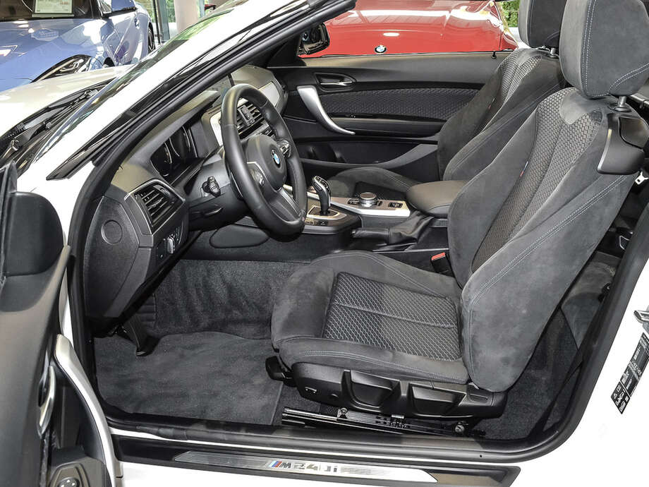 BMW M240i (Bild 15/18)