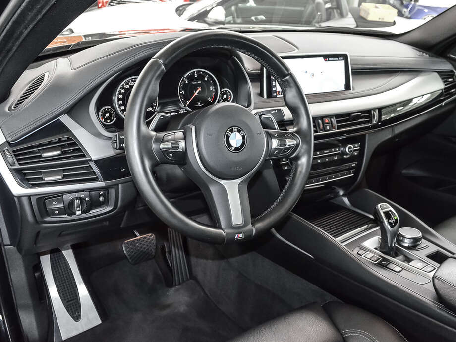 BMW X6 (Bild 8/21)