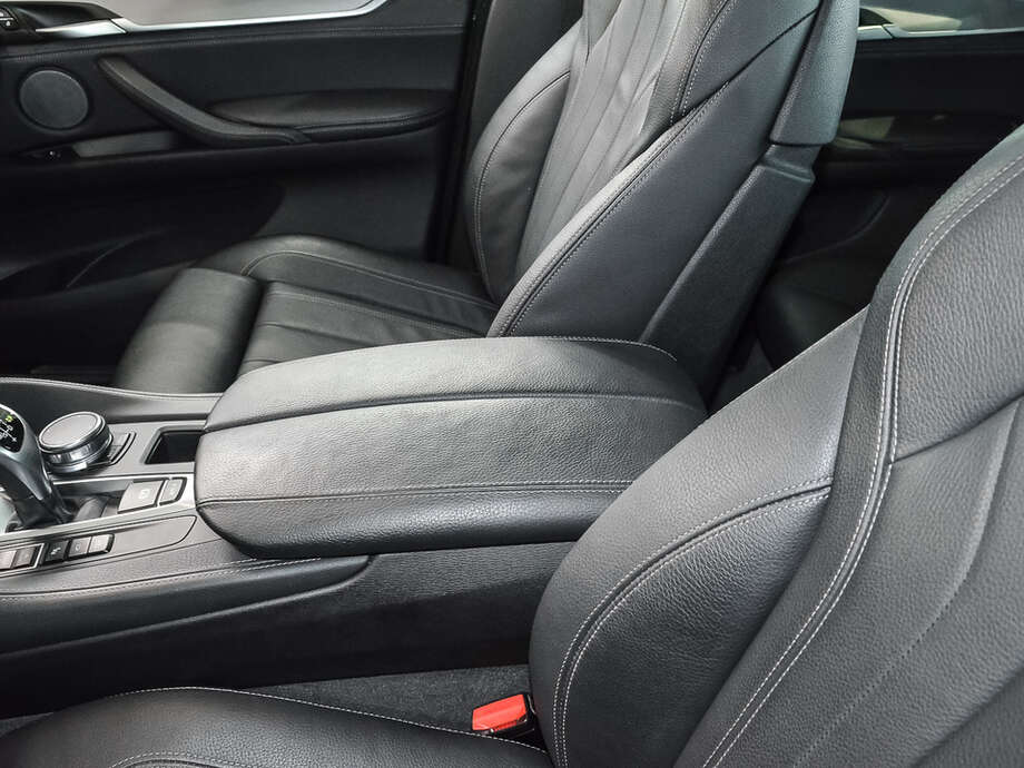 BMW X6 (Bild 14/21)