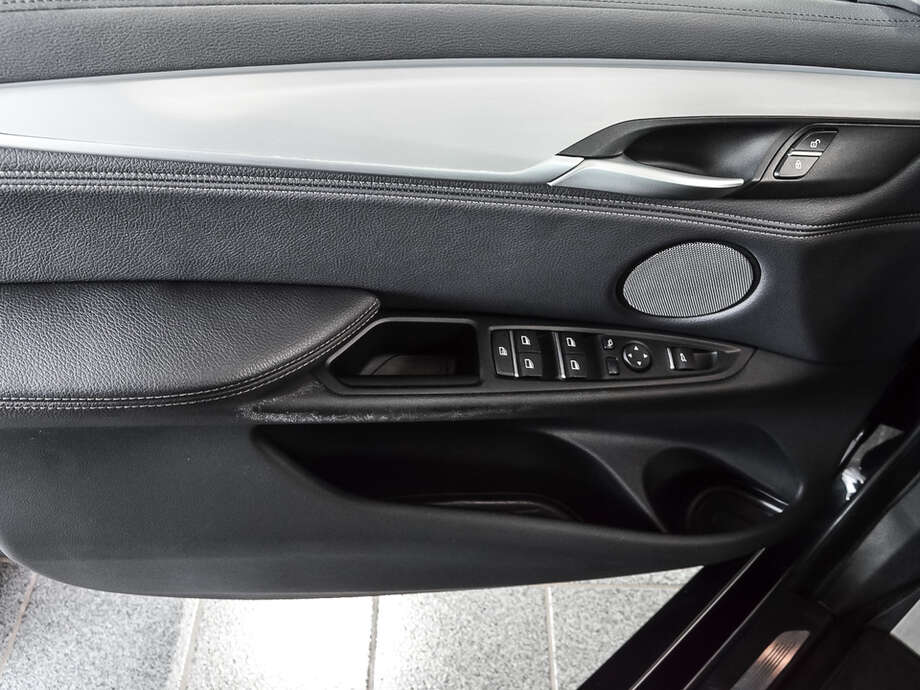BMW X6 (Bild 16/21)