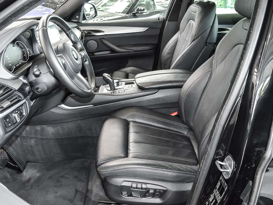 BMW X6 (Bild 17/21)