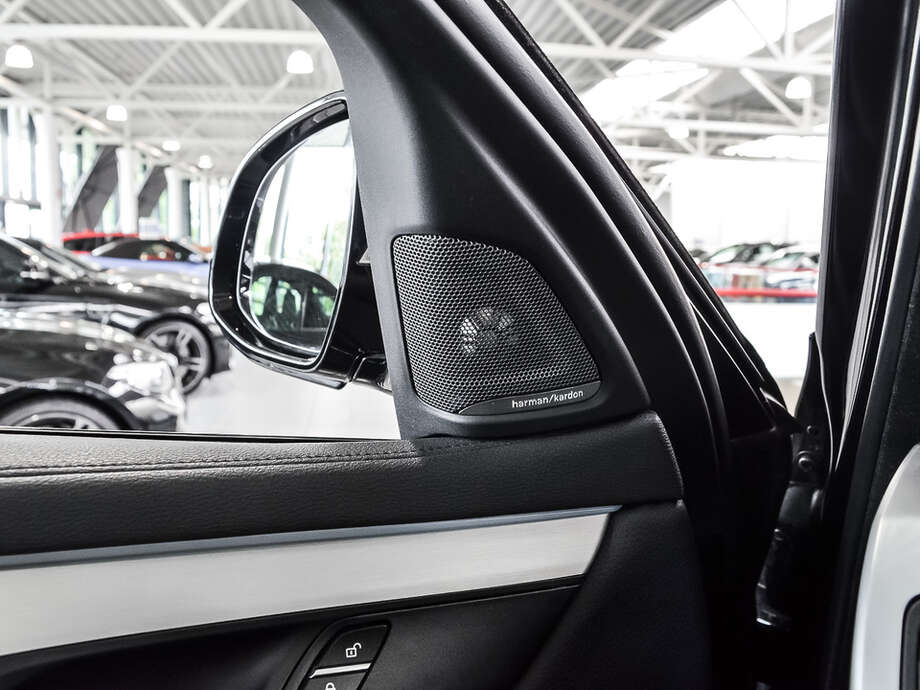 BMW X6 (Bild 18/21)