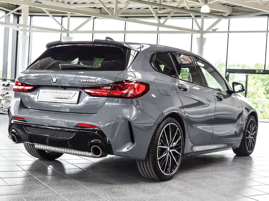 BMW M135i (Bild 2/19)
