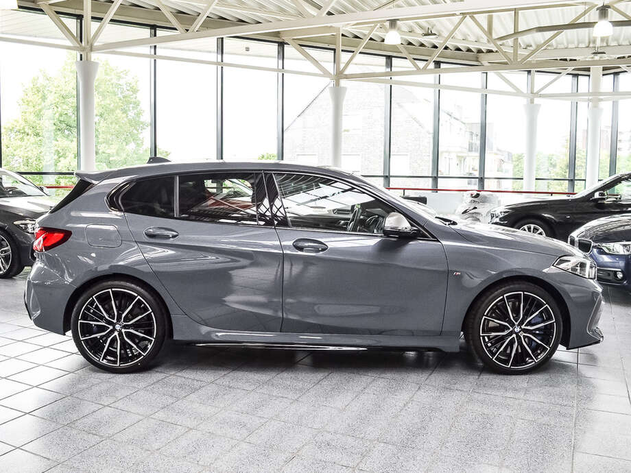 BMW M135i (Bild 4/19)