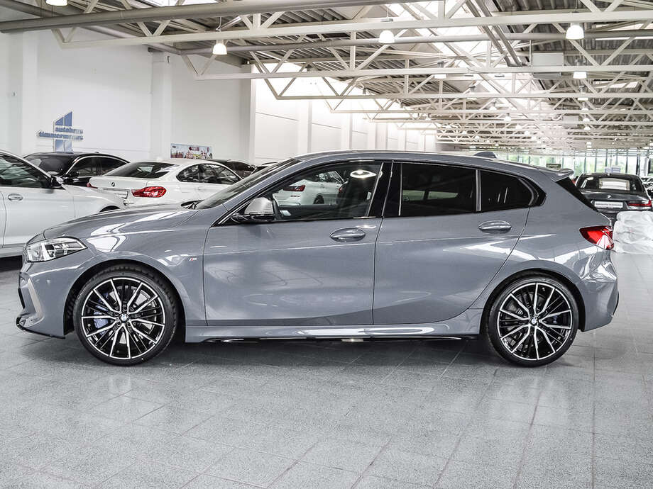 BMW M135i (Bild 5/19)