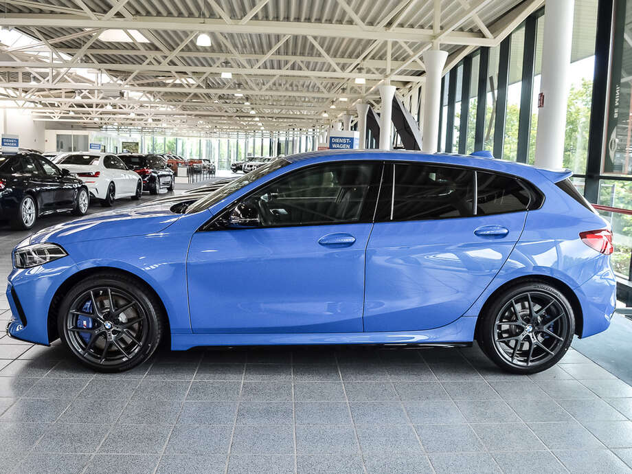 BMW M135i (Bild 4/18)
