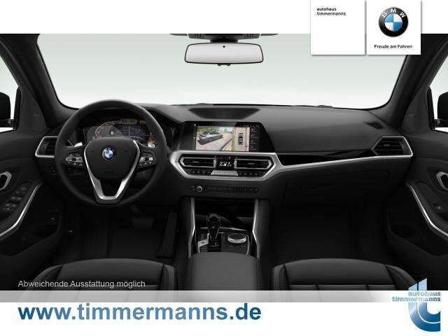 BMW 320d (Bild 4/17)