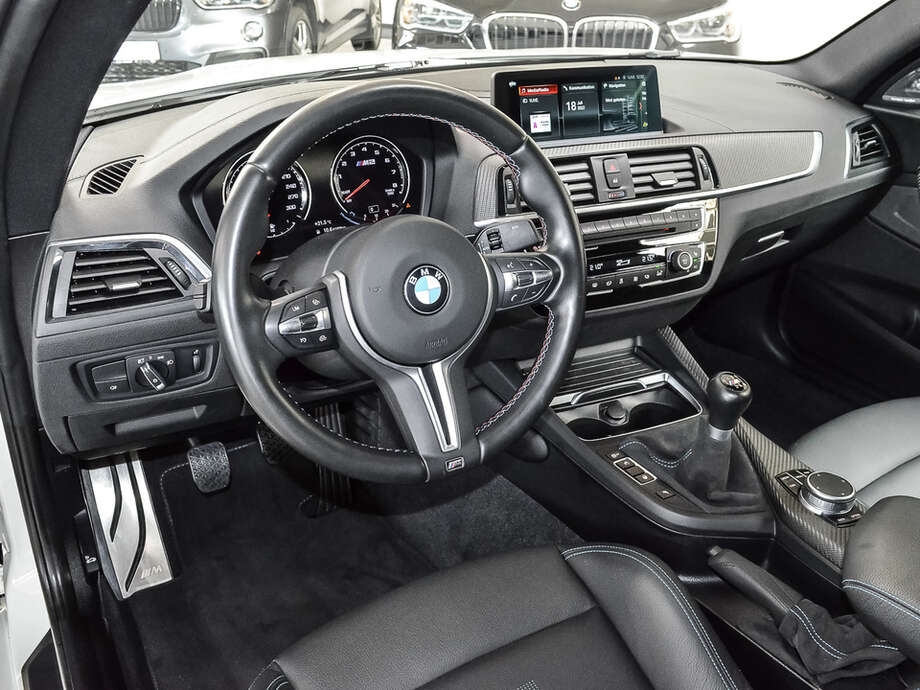 BMW M2 (Bild 8/15)