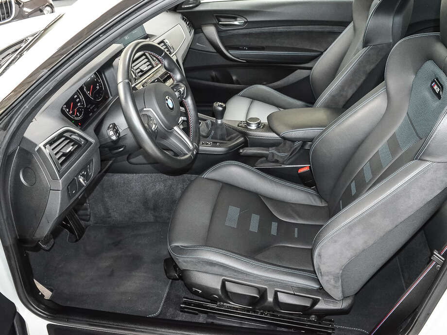 BMW M2 (Bild 13/15)