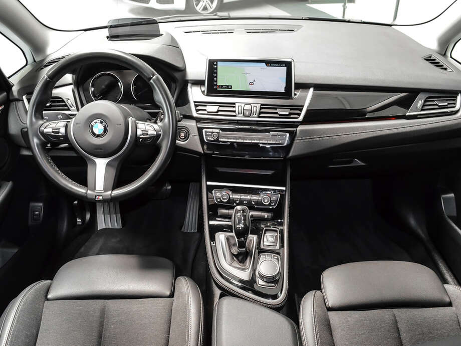 BMW 220 Gran Tourer (Bild 9/19)
