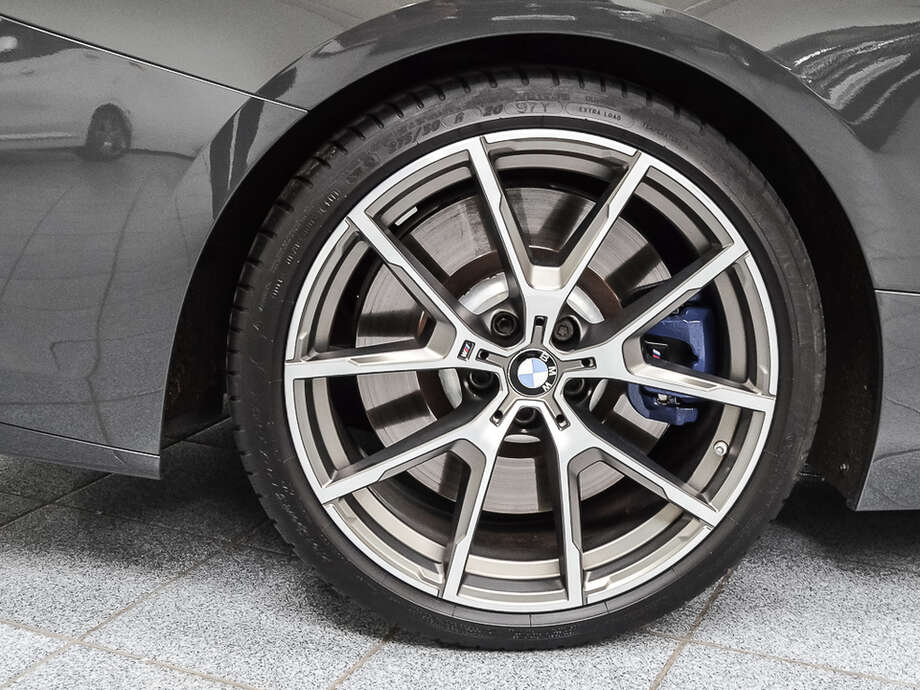 BMW M850i xDrive Cabrio (Bild 6/19)