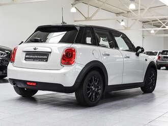 MINI Cooper (Bild 2/17)