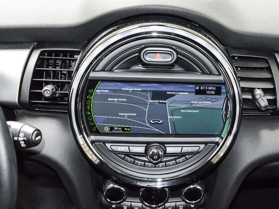 MINI Cooper (Bild 11/17)