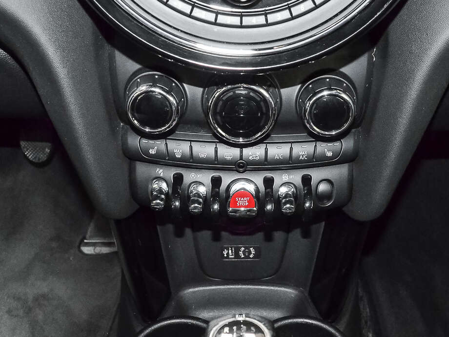 MINI Cooper (Bild 12/17)