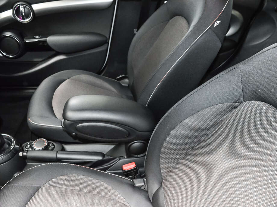 MINI Cooper (Bild 14/17)