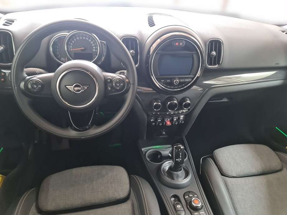 MINI Cooper D Countryman (Bild 12/24)