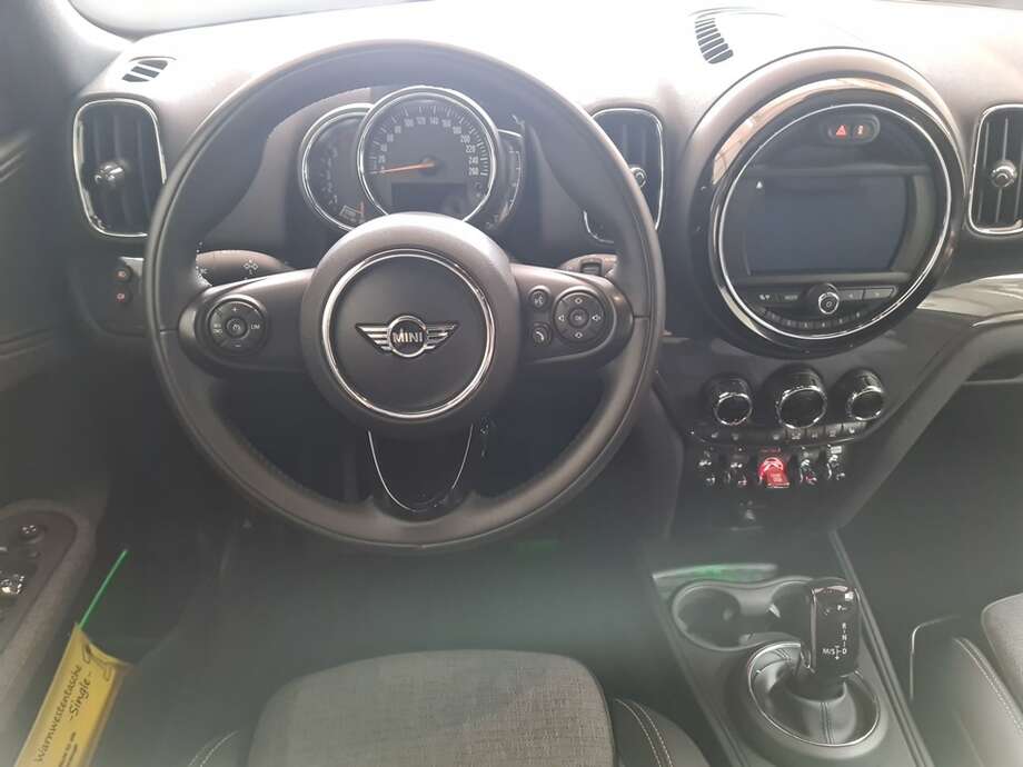 MINI Cooper D Countryman (Bild 13/24)