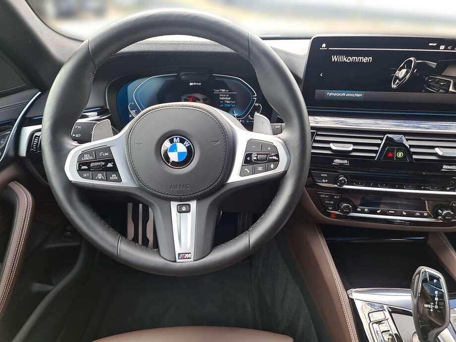 BMW 530e xDrive Touring (Bild 13/24)