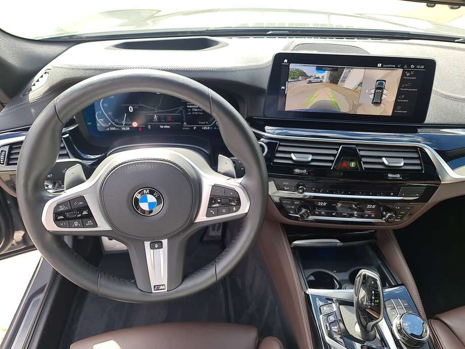 BMW 530e xDrive Touring (Bild 24/24)