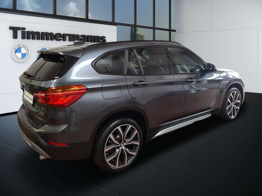 BMW X1 (Bild 6/24)