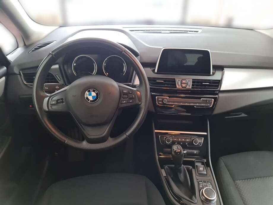 BMW 218 Gran Tourer (Bild 11/24)