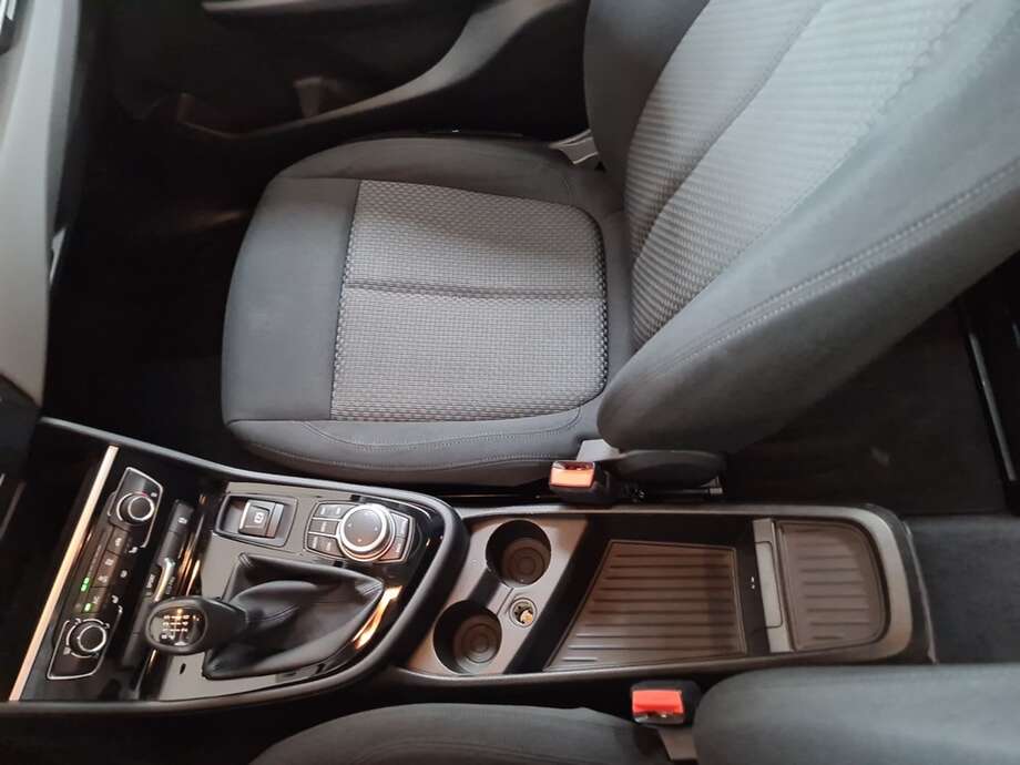 BMW 218 Gran Tourer (Bild 23/24)
