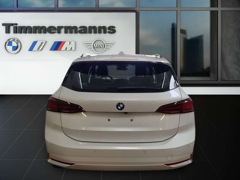 BMW 218 Active Tourer (Bild 4/23)