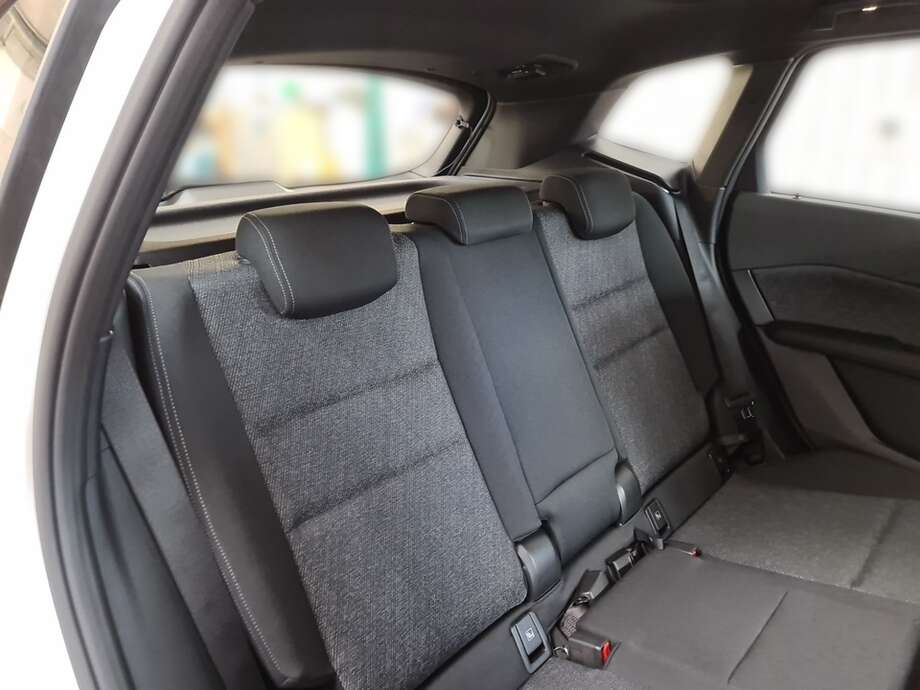 BMW 218 Active Tourer (Bild 17/23)