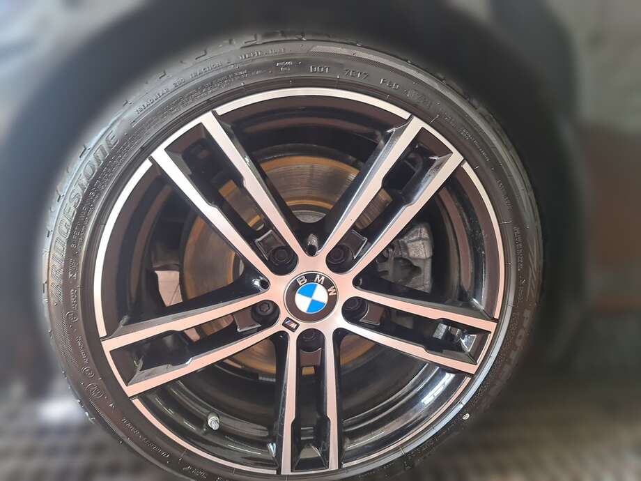 BMW 230i (Bild 9/24)