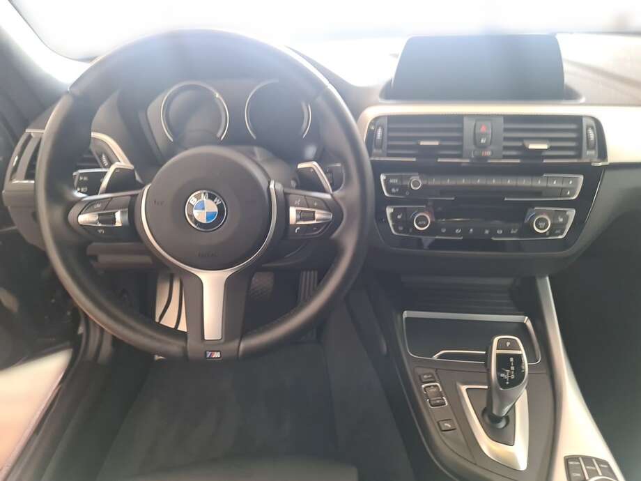 BMW 230i (Bild 11/24)