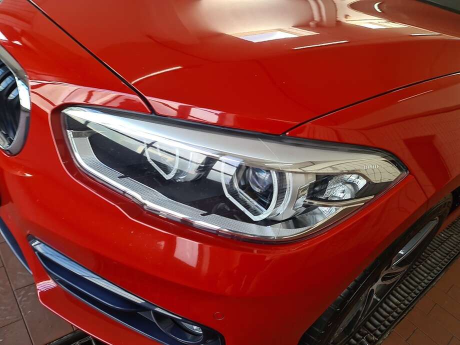BMW 118i (Bild 8/24)