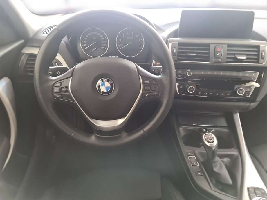 BMW 118i (Bild 13/24)