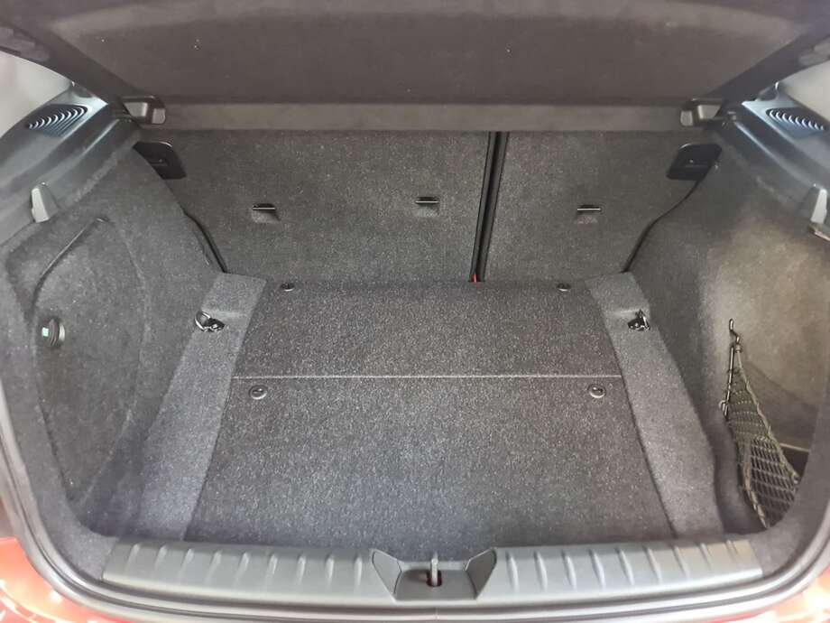 BMW 118i (Bild 20/24)
